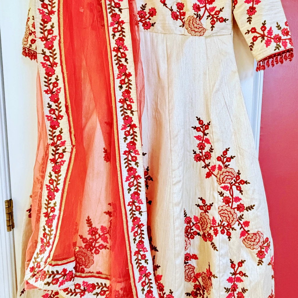 Exquisite Red And Cream Embroidered Wedding Dress